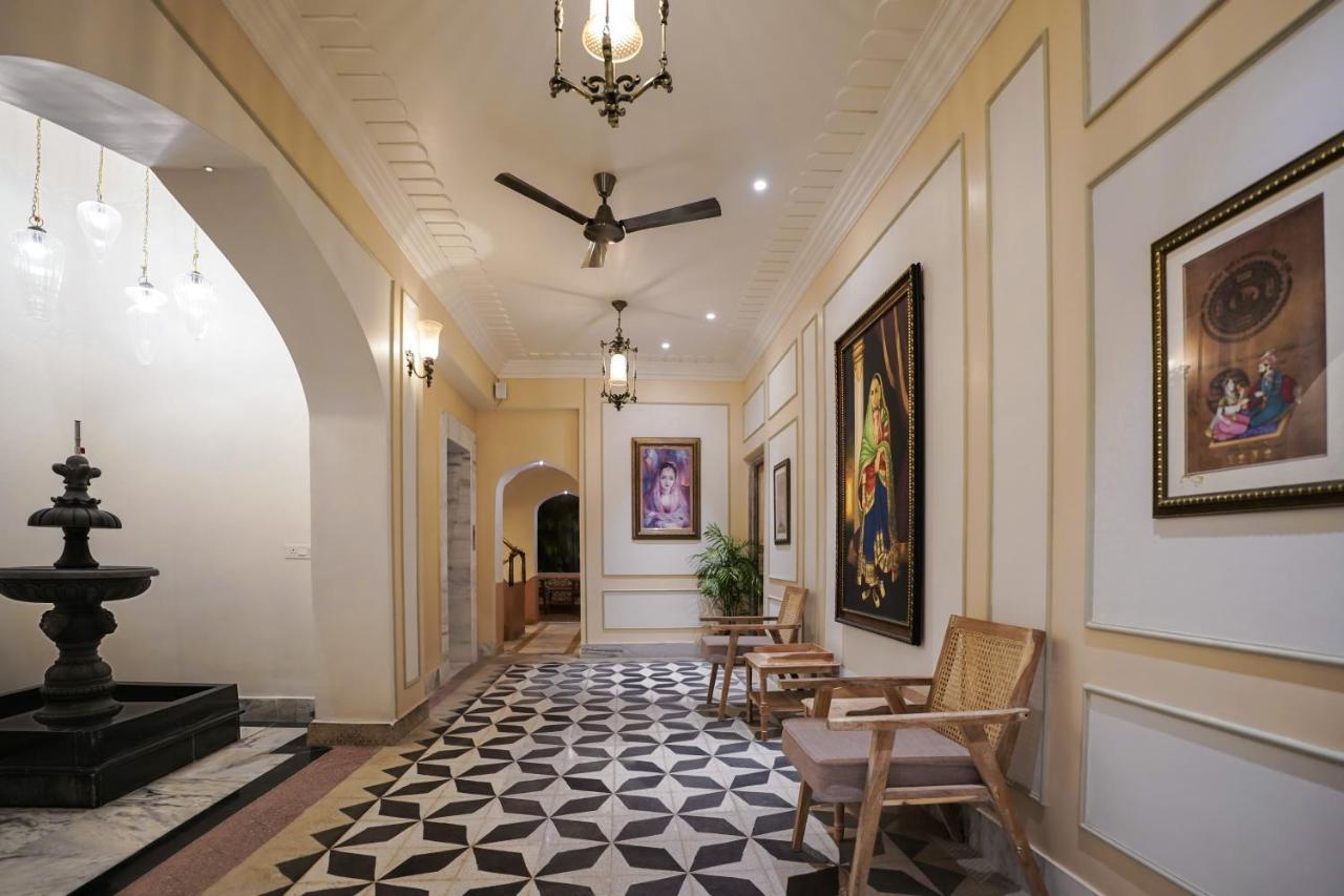 Dev Mahal - A Boutique Heritage Hotel ジャイプール エクステリア 写真