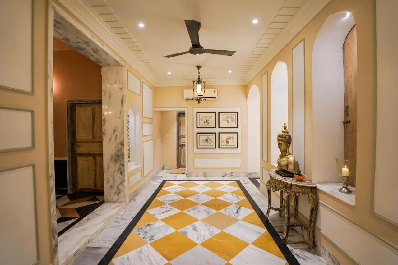 Dev Mahal - A Boutique Heritage Hotel ジャイプール エクステリア 写真